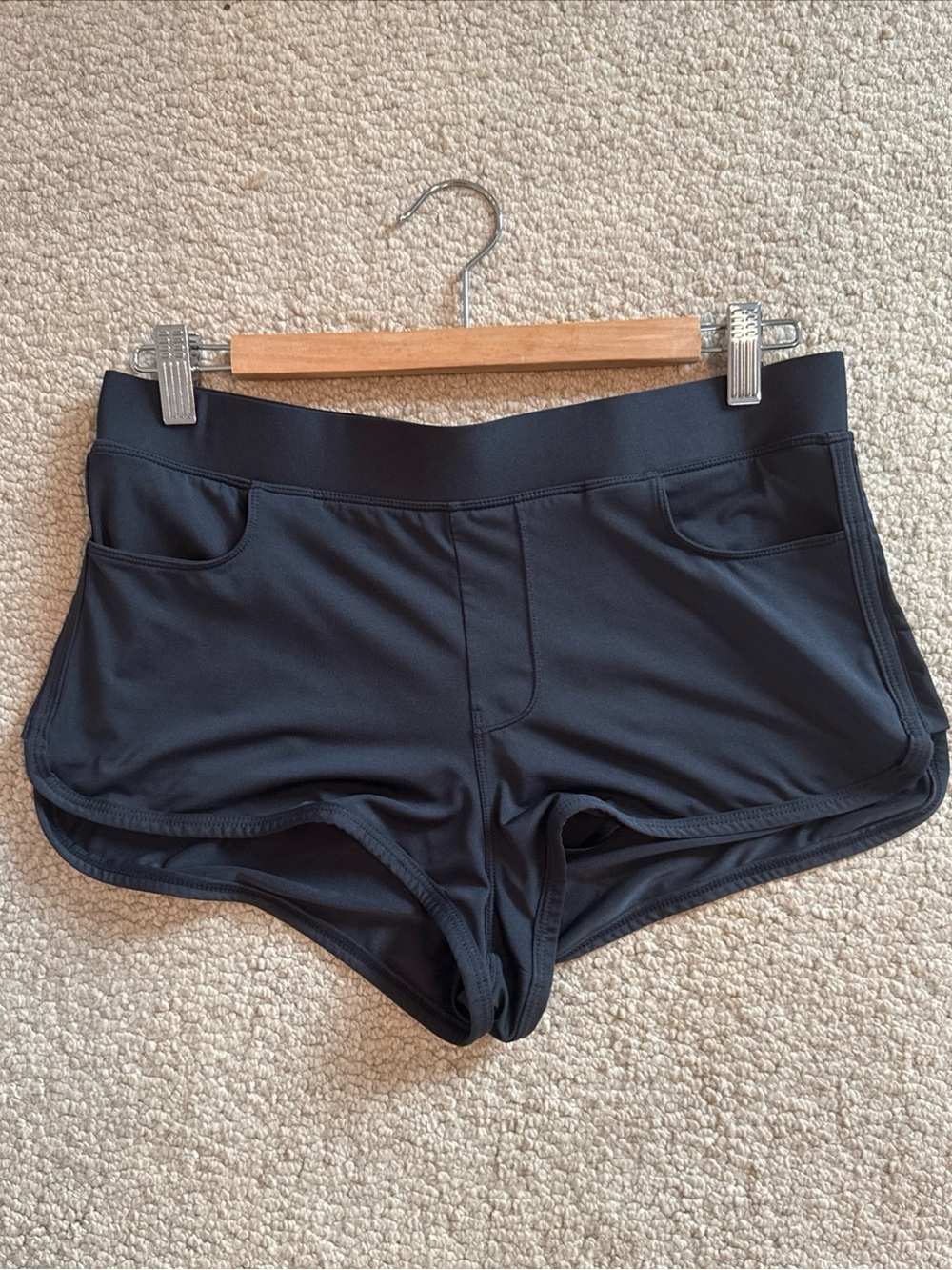 Carve Designs Lorenzo Shorts Swim Board Black Lined Pocket | Women's Small